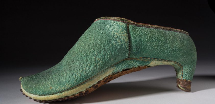 Pierwsze buty na obcasie w starożytności